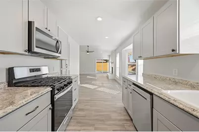 15 W Sharon Drive, Krum, TX 76249 - Photo 7