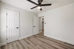 15 W Sharon Dr, Krum, TX 76249 - Photo 23