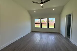 209 Comfort Dr, Godley, TX 76044 - Photo 11