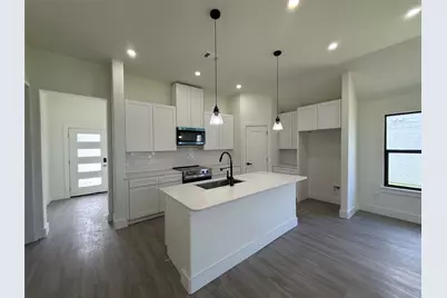 209 Comfort Drive, Godley, TX 76044 - Photo 5