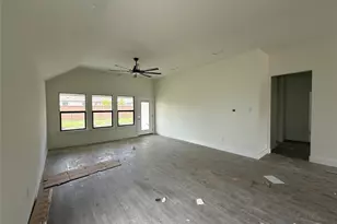 209 Comfort Dr, Godley, TX 76044 - Photo 7