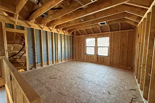 205 Comfort Dr, Godley, TX 76044 - Photo 11