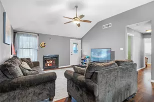 1419 Woodfern Dr, Arlington, TX 76018 - Photo 5