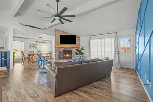 913 Sandhurst Dr, Plano, TX 75025 - Photo 7