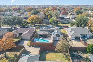 913 Sandhurst Dr, Plano, TX 75025 - Photo 33