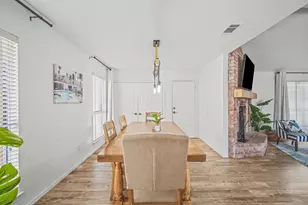 913 Sandhurst Dr, Plano, TX 75025 - Photo 13