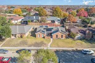 913 Sandhurst Dr, Plano, TX 75025 - Photo 33