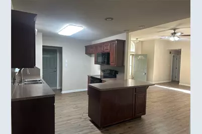 208 Pearl Drive, Hewitt, TX 76643 - Photo 5