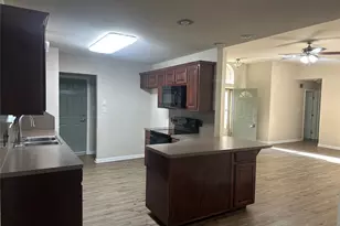 208 Pearl Dr, Hewitt, TX 76643 - Photo 5