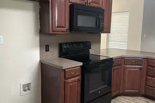 208 Pearl Dr, Hewitt, TX 76643 - Photo 7