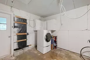 1230 McDonald Dr, Garland, TX 75041 - Photo 25