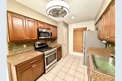 2704 Mill Trace, Carrollton, TX 75007 - Photo 9