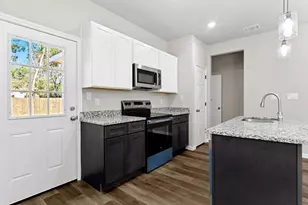 1832 E Broadway Ave, Fort Worth, TX 76104 - Photo 5