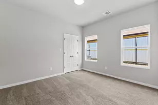 1832 E Broadway Ave, Fort Worth, TX 76104 - Photo 23