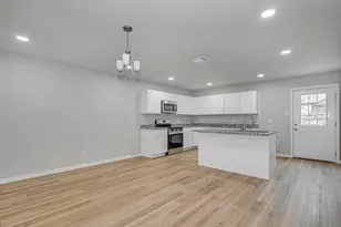 1128 E Broadway Ave, Fort Worth, TX 76104 - Photo 11