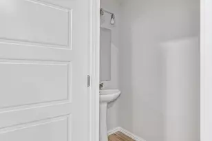 1128 E Broadway Ave, Fort Worth, TX 76104 - Photo 19