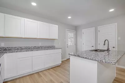 1128 E Broadway Avenue, Fort Worth, TX 76104 - Photo 17