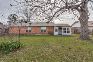 1036 Angela Ct, Everman, TX 76140 - Photo 23