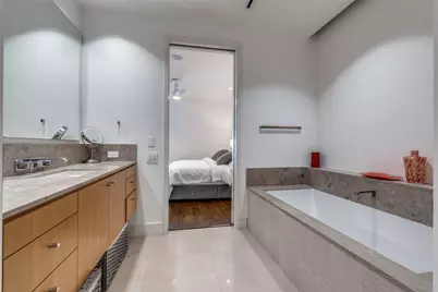 2408 Victory Park Lane #1132, Dallas, TX 75219 - Photo 17