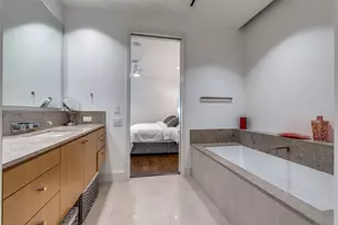 2408 Victory Park Ln, Dallas, TX 75219 - Photo 17