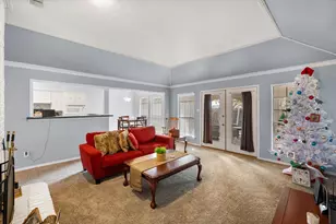 2333 Jenson Cir, Fort Worth, TX 76112 - Photo 9