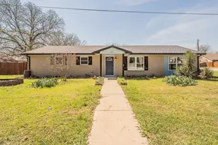 302 E Washington St, Alvord, TX 76225 - Photo 3