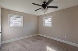 302 E Washington St, Alvord, TX 76225 - Photo 5