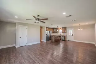 302 E Washington St, Alvord, TX 76225 - Photo 7