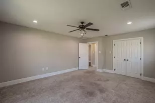 302 E Washington St, Alvord, TX 76225 - Photo 13