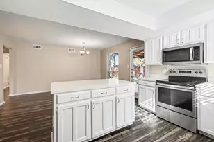 4907 Sagebrush Ct, Arlington, TX 76017 - Photo 9