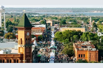 250 E Dallas Road #114, Grapevine, TX 76051 - Photo 33