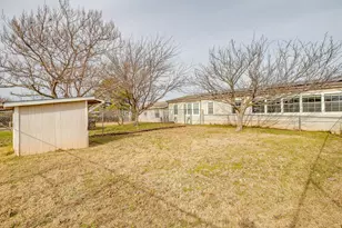 6724 Midway Rd, Springtown, TX 76082 - Photo 37