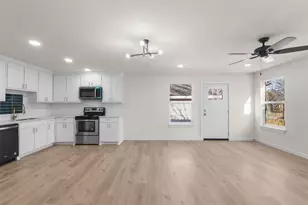 3921 Sheraton Dr, Dallas, TX 75227 - Photo 11