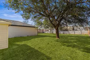 3921 Sheraton Dr, Dallas, TX 75227 - Photo 25