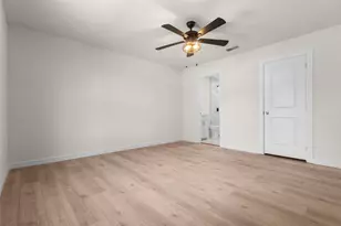 3921 Sheraton Dr, Dallas, TX 75227 - Photo 13