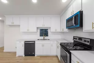 3921 Sheraton Dr, Dallas, TX 75227 - Photo 9