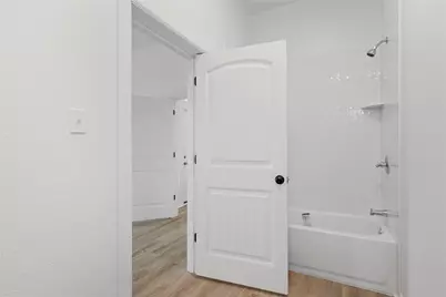 1126 N 13th Street, Waco, TX 76707 - Photo 15