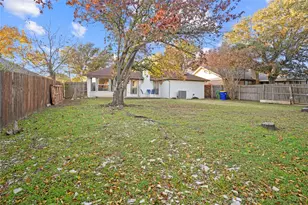 8236 Lara Ln, Watauga, TX 76148 - Photo 25