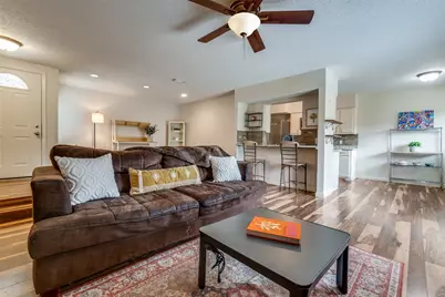 2501 Briarcliff Drive, Irving, TX 75062 - Photo 9