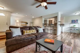 2501 Briarcliff Dr, Irving, TX 75062 - Photo 9