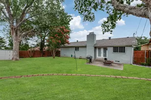 2501 Briarcliff Dr, Irving, TX 75062 - Photo 31