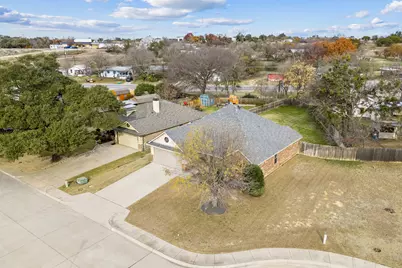 113 Redbud Lane, Weatherford, TX 76086 - Photo 27