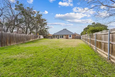 113 Redbud Lane, Weatherford, TX 76086 - Photo 25