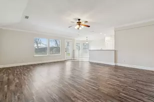 113 Redbud Ln, Weatherford, TX 76086 - Photo 5