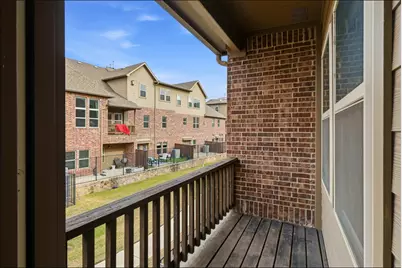 555 Waterloo Drive, Lewisville, TX 75067 - Photo 17