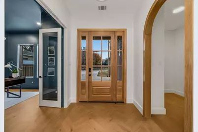 8714 San Fernando Way, Dallas, TX 75218 - Photo 5