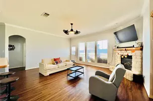 9220 Edgemont Dr, North Richland Hills, TX 76182 - Photo 5