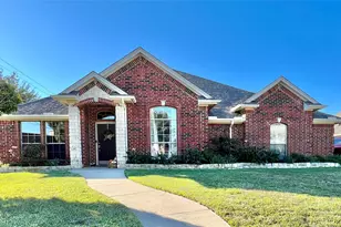 9220 Edgemont Dr, North Richland Hills, TX 76182 - Photo 1
