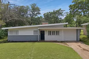 1429 W Water St, Weatherford, TX 76086 - Photo 1