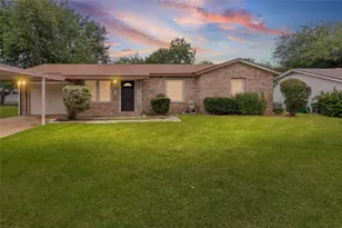 5229 Ira Street N, Haltom City, TX 76117 - Photo 33